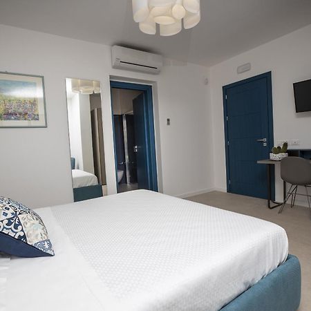 Kafara Resort- Villas And Pool By Lisca Bianca Rental Санта Флавия Стая снимка