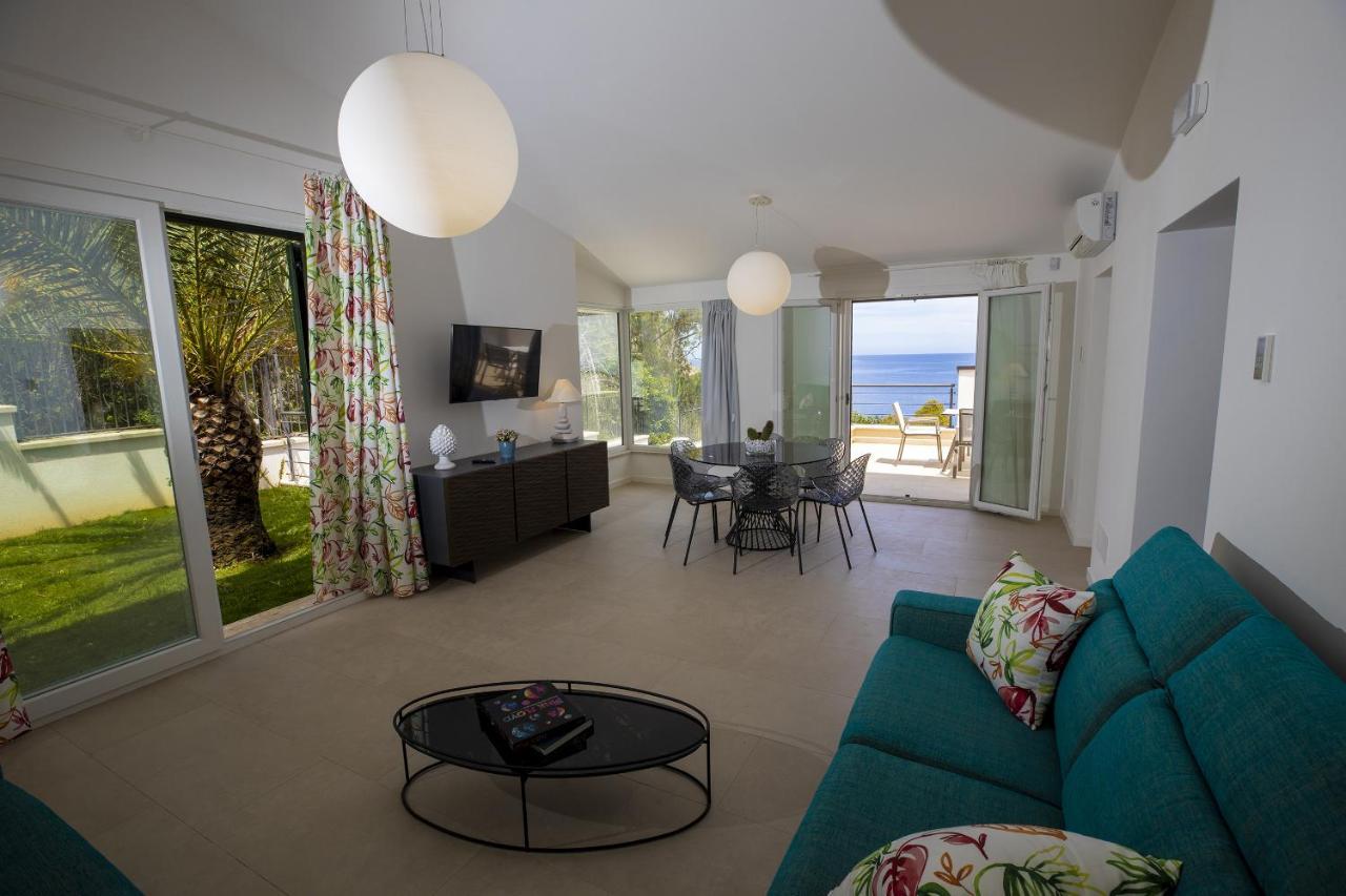 Kafara Resort- Villas And Pool By Lisca Bianca Rental Санта Флавия Екстериор снимка