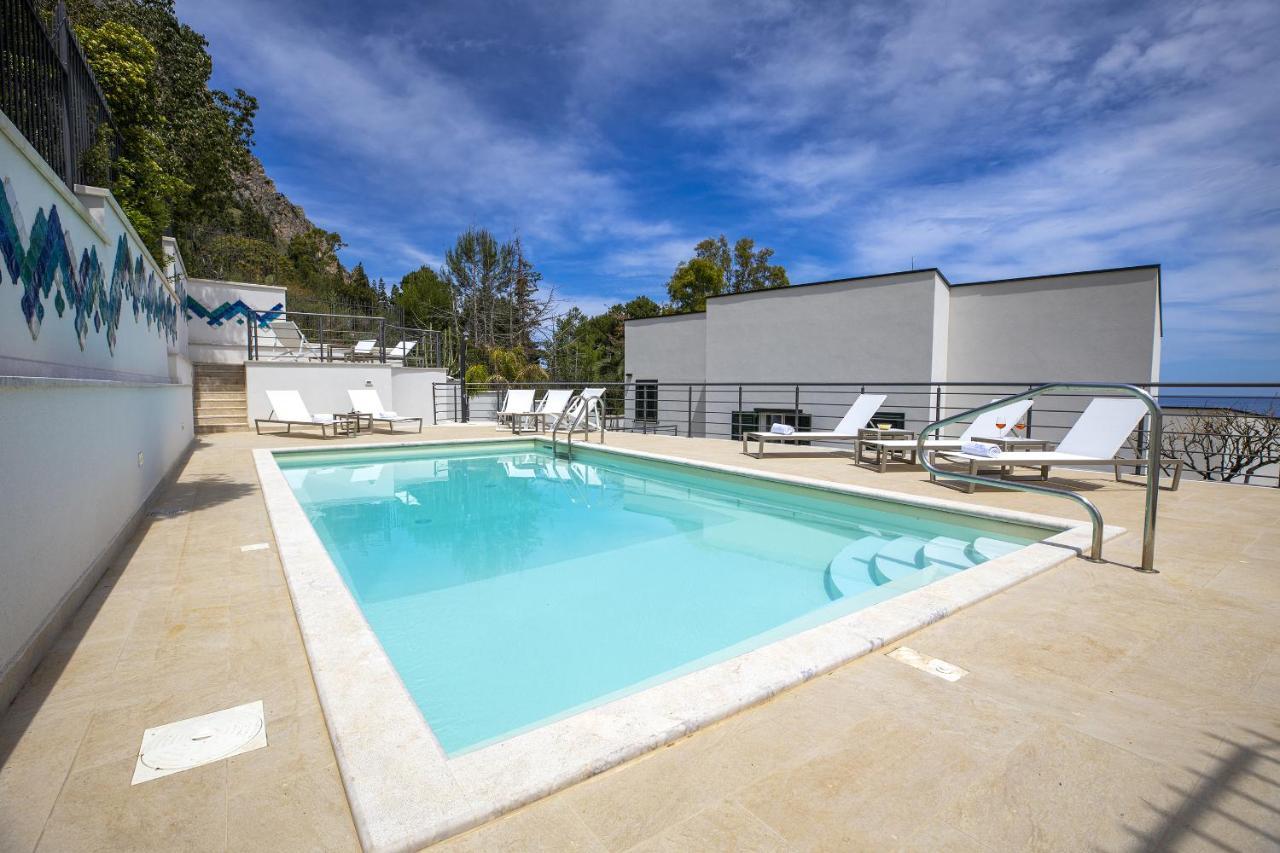 Kafara Resort- Villas And Pool By Lisca Bianca Rental Санта Флавия Екстериор снимка