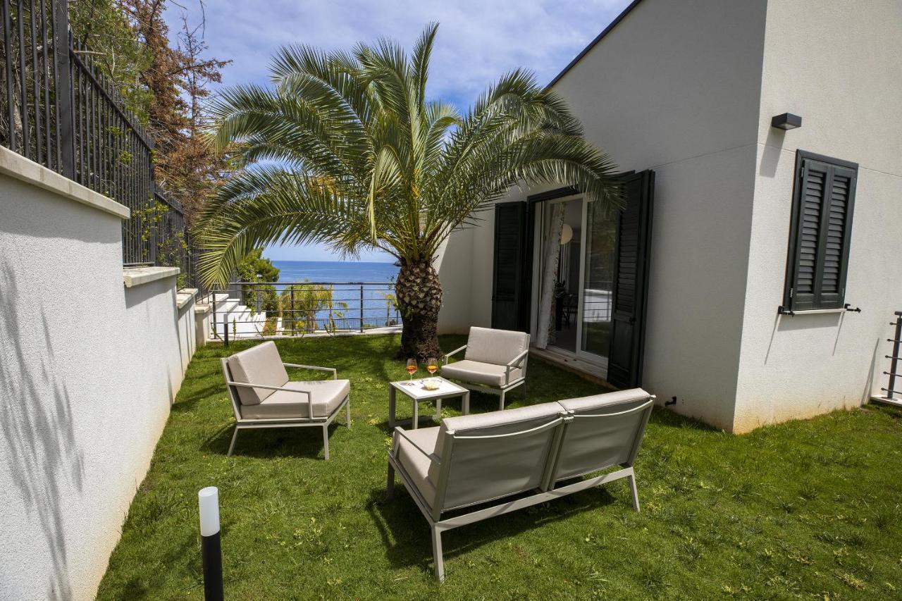 Kafara Resort- Villas And Pool By Lisca Bianca Rental Санта Флавия Екстериор снимка