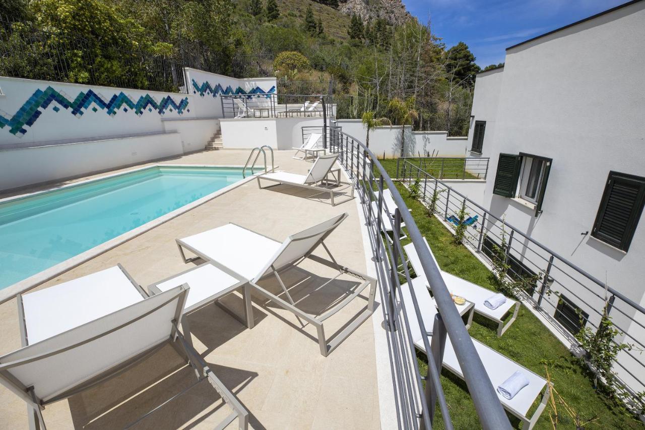 Kafara Resort- Villas And Pool By Lisca Bianca Rental Санта Флавия Екстериор снимка